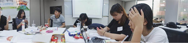 무더운 여름보다 더 뜨거웠던 그들 관련 사진들